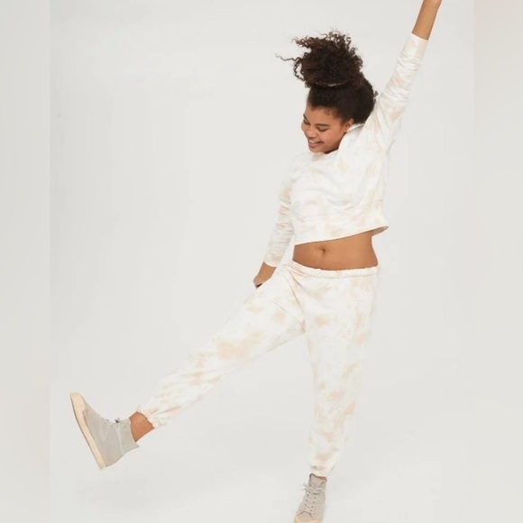 Aerie Tie Dye cropped hoodie - Picture 2 of 7